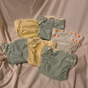 Cloth/ reusable diapers (set of 6)
